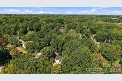410 Whitefriars Lane, Matthews, NC 28105 - Photo 39