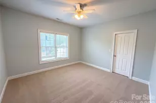 9721 Arlington Oaks Dr, Charlotte, NC 28227 - Photo 11