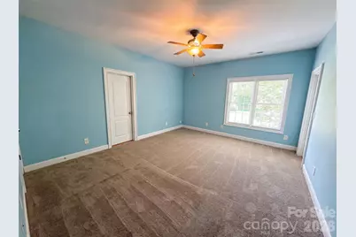 9721 Arlington Oaks Drive, Charlotte, NC 28227 - Photo 7
