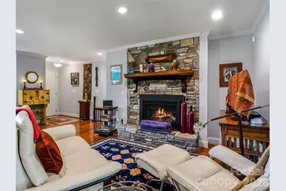 13 Ashley Road, Asheville, NC 28805 - Photo 9