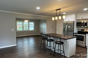 1807 Forest Hills Park SW, Lenoir, NC 28645 - Photo 3