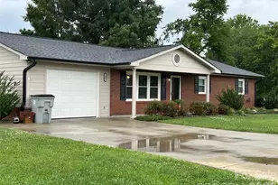 1807 Forest Hills Park SW, Lenoir, NC 28645 - Photo 1