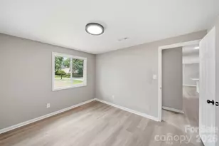 8114 Holly Hill Rd, Charlotte, NC 28227 - Photo 15