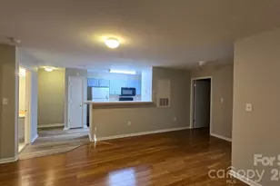 9811 Campus Walk Ln, Charlotte, NC 28262 - Photo 11