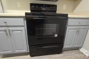 9811 Campus Walk Ln, Charlotte, NC 28262 - Photo 9