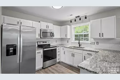 3320 Whitebridge Lane, Charlotte, NC 28262 - Photo 11
