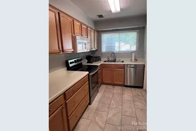 1050 Sardis Cove Drive, Charlotte, NC 28270 - Photo 5
