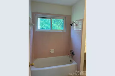 2334 Senior Drive, Charlotte, NC 28216 - Photo 23
