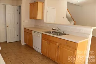 8115 Kincaid Ct, Charlotte, NC 28277 - Photo 5