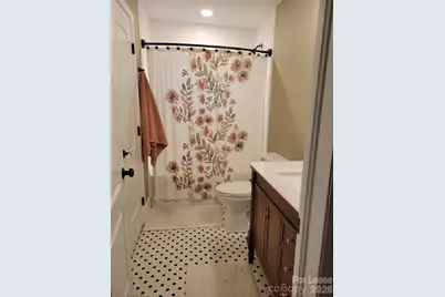 1338 Dresden Drive W, Charlotte, NC 28205 - Photo 9