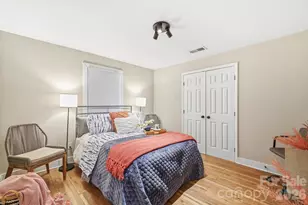 2137 Highland St, Charlotte, NC 28208 - Photo 25