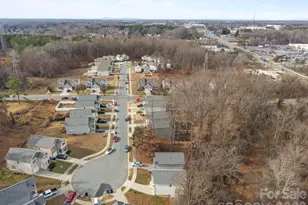 115 Lookout Point Pl, Mooresville, NC 28115 - Photo 13
