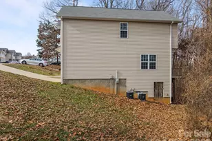 115 Lookout Point Pl, Mooresville, NC 28115 - Photo 5