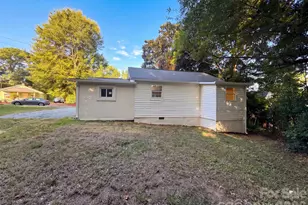 224 Avery St, Fort Mill, SC 29715 - Photo 5
