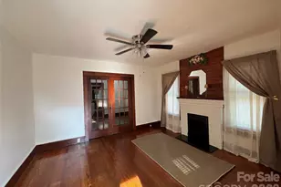 44 Ellis St, Marion, NC 28752 - Photo 3