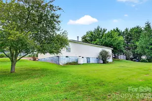 26 Sweet Briar Path Way, Hendersonville, NC 28792 - Photo 33