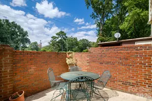 6810 Farmingdale Dr, Charlotte, NC 28212 - Photo 17