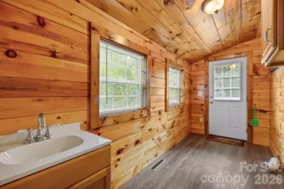 1751 W Nc 10 Highway, Newton, NC 28658 - Photo 17