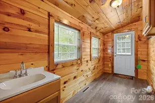 1751 W Nc 10 Hwy, Newton, NC 28658 - Photo 17
