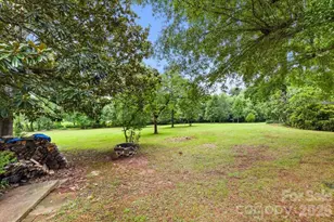 1751 W Nc 10 Hwy, Newton, NC 28658 - Photo 29