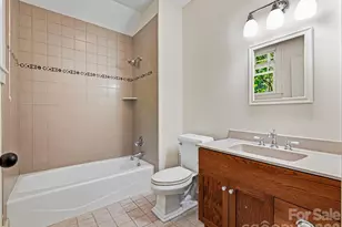 1606 Olmsted Dr, Asheville, NC 28803 - Photo 27