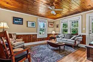 152 E Marshall St, Waynesville, NC 28786 - Photo 5