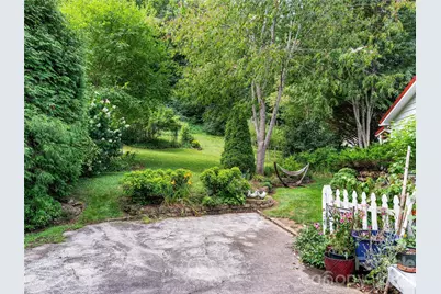 152 E Marshall Street, Waynesville, NC 28786 - Photo 31