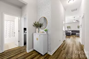 10014 Goose Landing Dr, Charlotte, NC 28269 - Photo 3