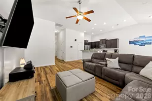 10014 Goose Landing Dr, Charlotte, NC 28269 - Photo 5