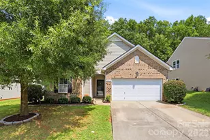 10014 Goose Landing Dr, Charlotte, NC 28269 - Photo 1