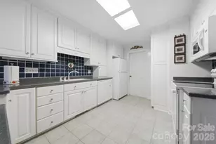 1756 12th St Dr NW, Hickory, NC 28601 - Photo 15