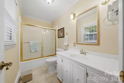 1756 12th Street Drive NW, Hickory, NC 28601 - Photo 25
