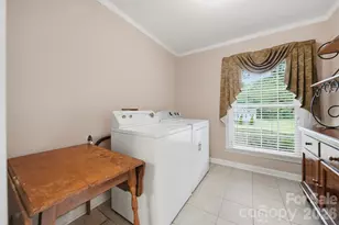 1756 12th St Dr NW, Hickory, NC 28601 - Photo 17