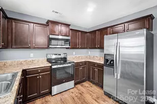 4937 Broad Leaf Ct, Dallas, NC 28034 - Photo 9