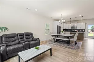 4627 Shattalon Dr, Winston Salem, NC 27106 - Photo 5