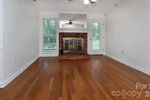 5209 Birchbark Ln, Charlotte, NC 28227 - Photo 5