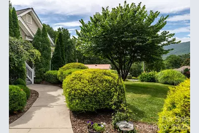 125 Craggy Street, Black Mountain, NC 28711 - Photo 7