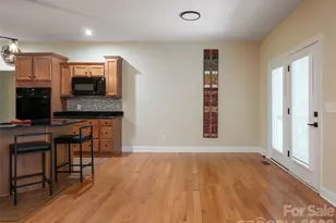125 Craggy St, Black Mountain, NC 28711 - Photo 23