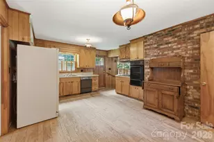 317 Rosemary Ln, Gastonia, NC 28054 - Photo 9