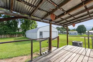 39 Spruce St, Waynesville, NC 28786 - Photo 3