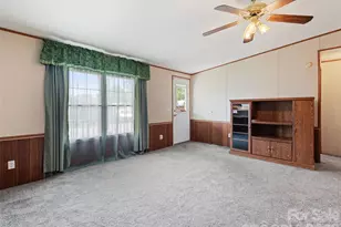 39 Spruce St, Waynesville, NC 28786 - Photo 7