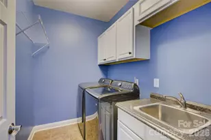 16815 Crosshaven Dr, Charlotte, NC 28278 - Photo 21