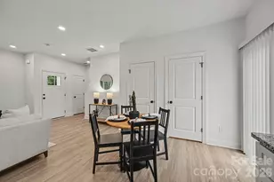 53 E 13th St, Newton, NC 28658 - Photo 15