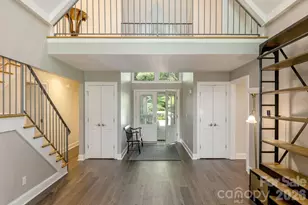 128 Overlook Dr, Flat Rock, NC 28731 - Photo 3