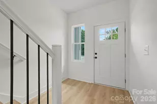 206 W Todd Ln, Charlotte, NC 28208 - Photo 9