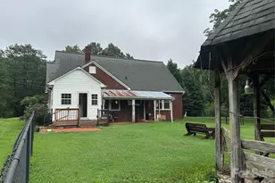 2435 Sherrills Ford Rd, Salisbury, NC 28147 - Photo 3