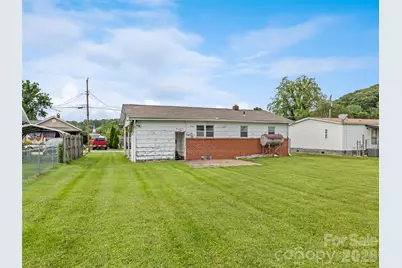 57 Spruce Street, Waynesville, NC 28786 - Photo 17