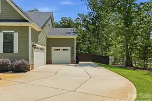 574 Shepherd Ln, Clover, SC 29710 - Photo 3