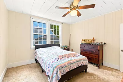 704 N Washington Street, Shelby, NC 28150 - Photo 11