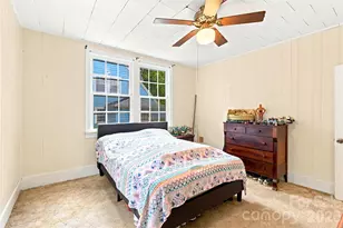 704 N Washington St, Shelby, NC 28150 - Photo 11